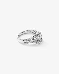 Bague en or blanc 14 carats sertie de diamants ronds brillants et baguettes (1,25 carat au total)
