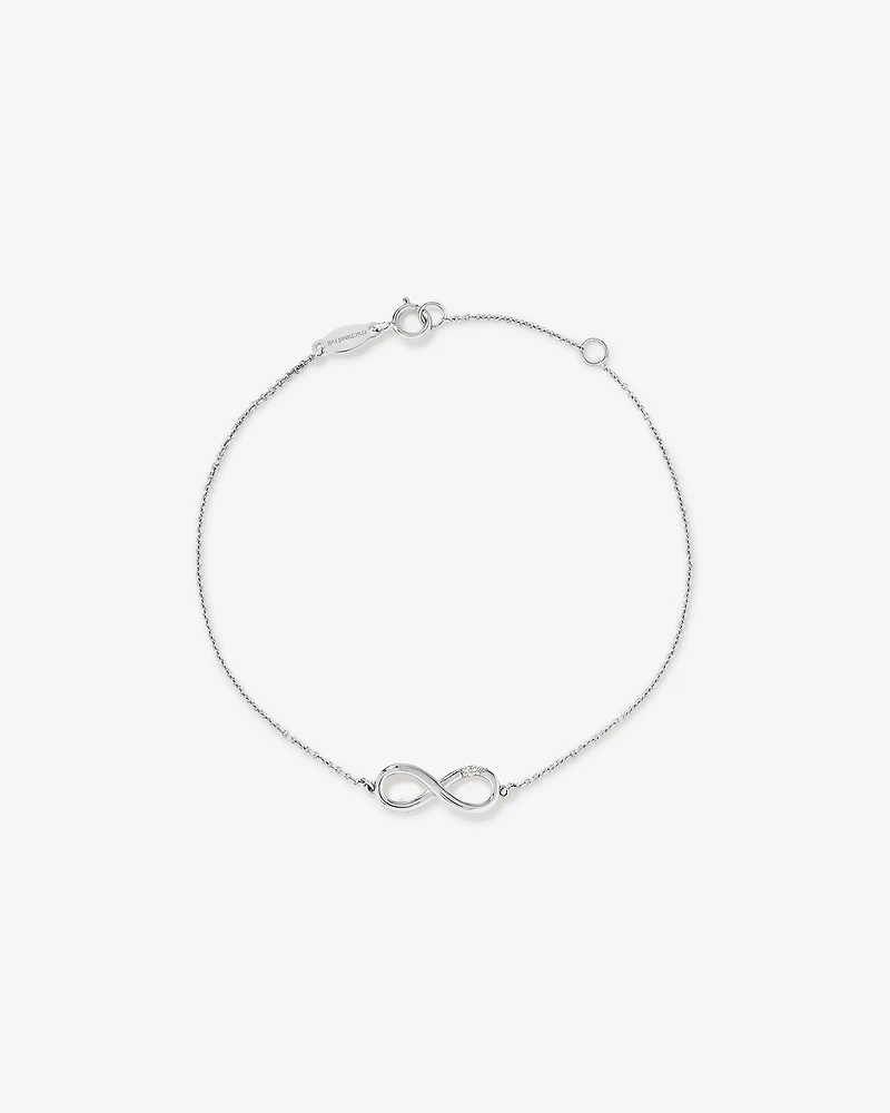 Bracelet en argent sterling avec accent de diamant à motif infini