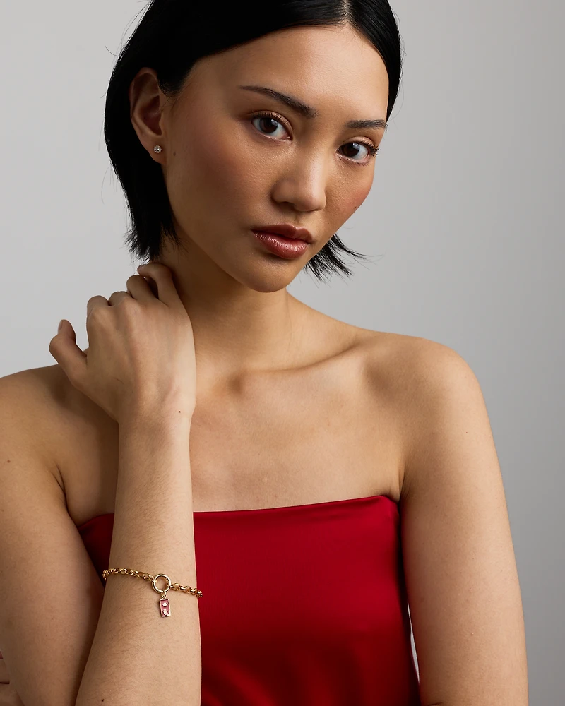 Pendentif Lucky Money en or jaune 10 ct avec émail rouge