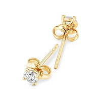 Boucles d’oreilles et pendentif en diamants cultivés en laboratoire TW de 0,60 carat sertis en or jaune 10 carats