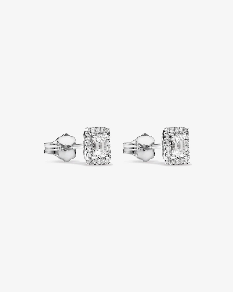 Boucles d'oreilles puces halo émeraude de 0,46 carat TW en diamant en or blanc 10kt