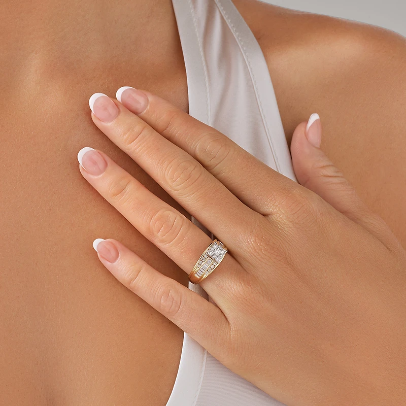 Bague de fiançailles en or blanc et jaune 14 K avec diamants totalisant 1 ct