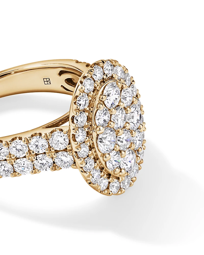 Bague en or jaune 10 carats sertie d'un diamant rond brillant de synthèse 2,00