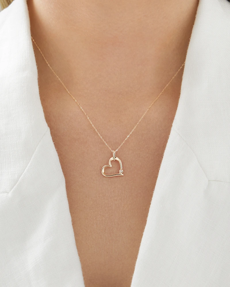 Heart Pendant with Diamond in 10kt Yellow Gold
