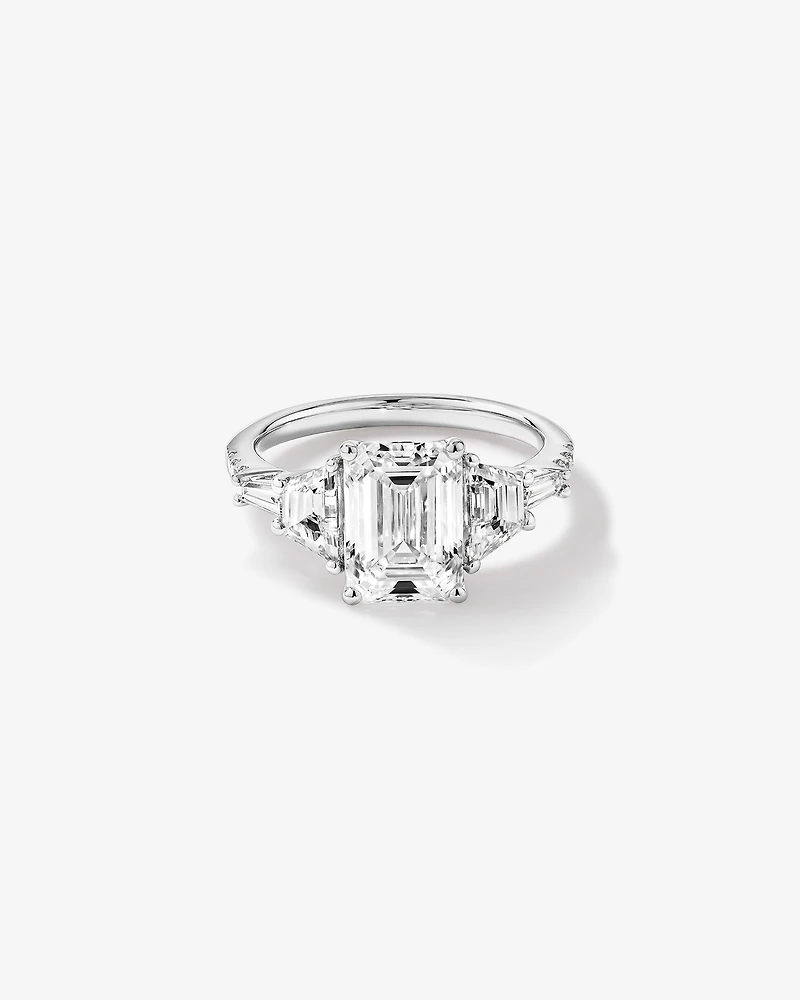 Bague de fiançailles en diamant émeraude taillée laboratoire 4,26 carats TW or blanc 18