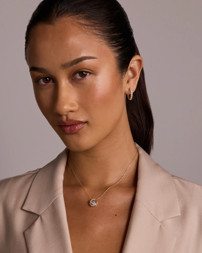 Lume Lab Swirl Pendant with 0.60 Carat TW of Laboratory-Grown Diamonds in 10kt Yellow Gold