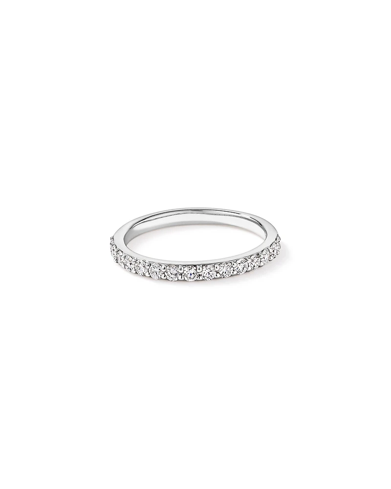 Alliance en or blanc 14 carats sertie d'un diamant rond brillant de synthèse 0,50 carat