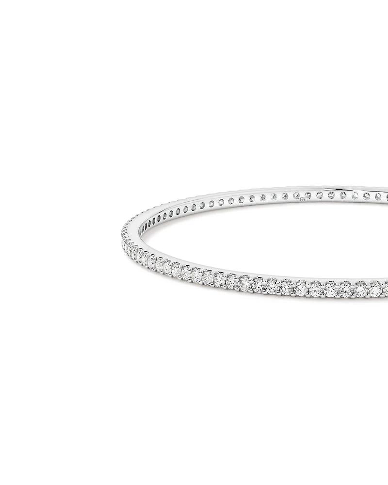 3.00 Carat TW Round Brilliant Laboratory-Grown Diamond Oval Eternity Bangle in 10kt White Gold