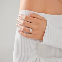 Bague Halo avec 1,79 Carat TW de Diamants de Laboratoire en Or Blanc 14kt