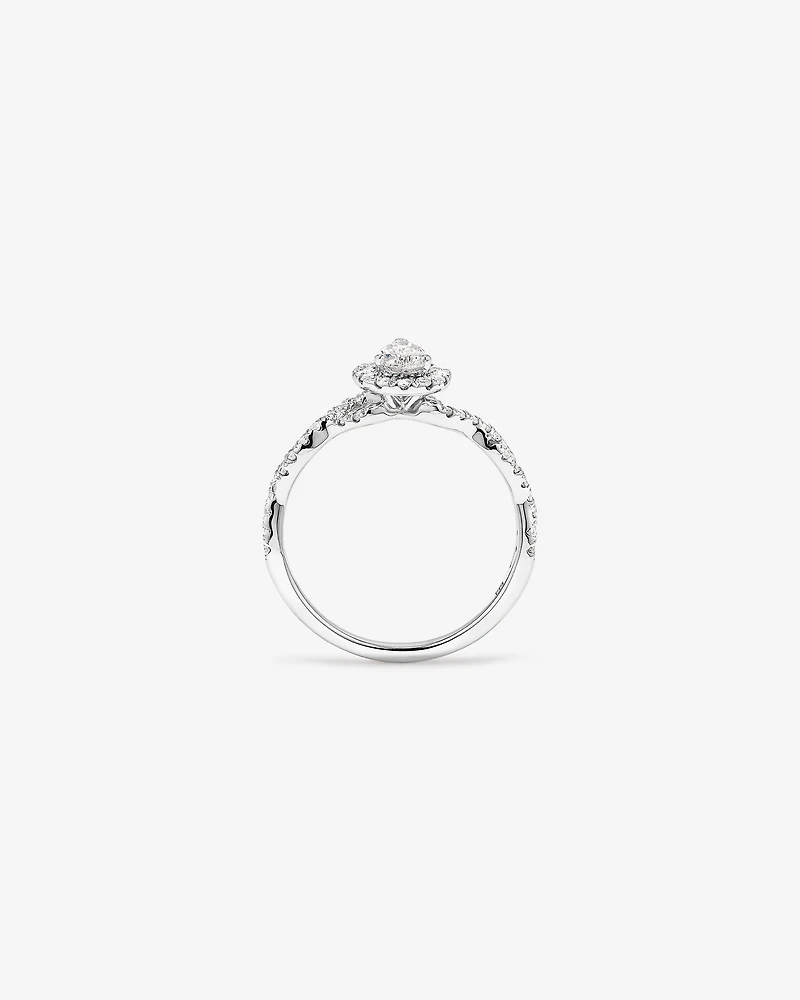 0,75 carat TW bague de fiançailles torsadée avec halo et diamant taille poire en or blanc 14 carats