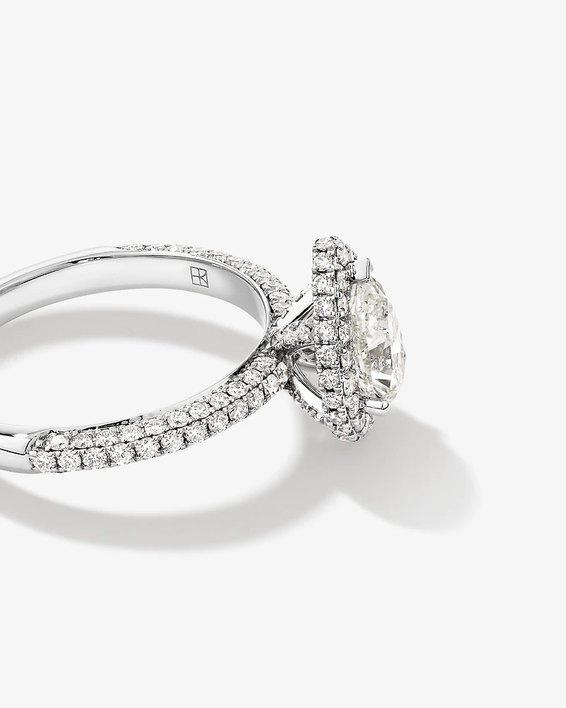 Bague de fiançailles TW 1,65 carat en pavé diamants taillés platine