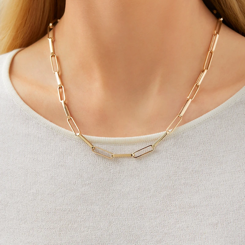 Chaîne creuse à maillons rectangulaires en or jaune 10 K de 45 cm, largeur de 4 à 4,5 mm