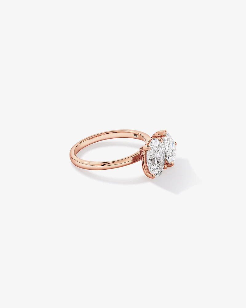 Bague de fiançailles deux pierres en or rose 14 carats, sertie diamants laboratoire forme poire et ovale (3,00 carats au total)