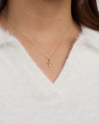 Pendentif cubique en zircone pour enfants avec chaîne en or jaune 10 carats