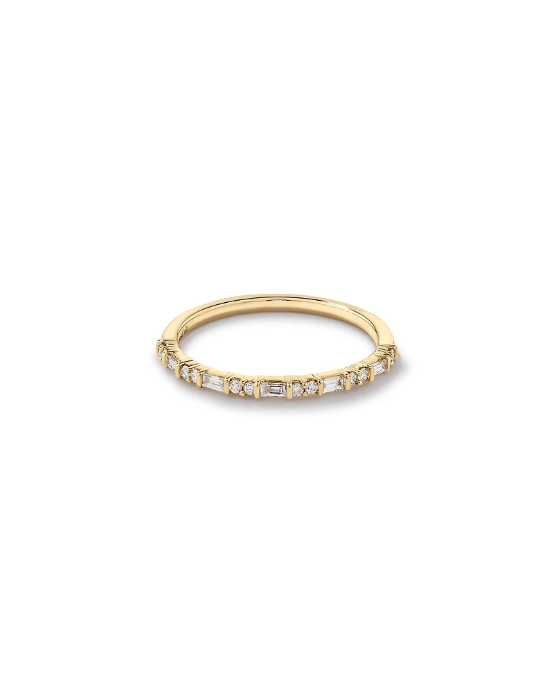 Wedding Ring with 0.20 Carat TW of Diamonds in 14kt Yellow Gold