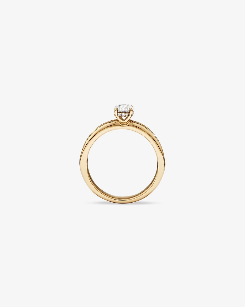 Bague de Fiançailles avec Accent Latéral en Diamant Rond Brillant et Baguette 0,77 Carat TW, et Princesse avec Halo Caché en Or Jaune 14 kt