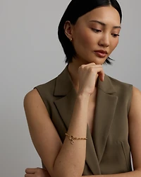 Pendentif avec initiale de la lettre C en or jaune 10 carats