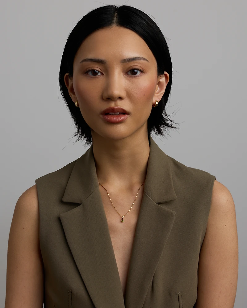 Pendentif en Or Jaune 10kt avec Péridot Vert Créé en Forme Ronde