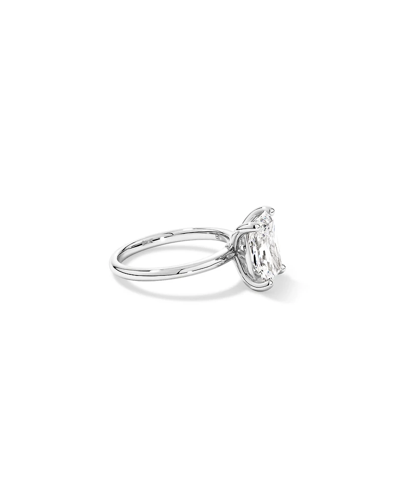 Bague de fiançailles solitaire en platine, sertie d'un diamant laboratoire taille radiant 3,00 carats (poids total)