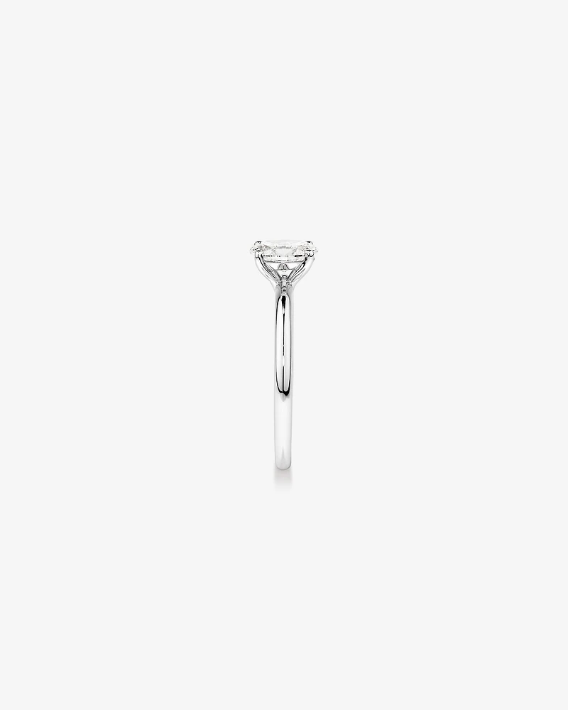 Carat TW Oval Laboratory-Grown Diamond Solitaire Engagement Ring 14kt White Gold