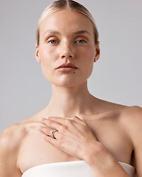 Alliance éternité en platine avec diamants totalisant 1 ct