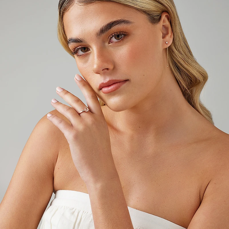 Solitaire Ring with Morganite in 10kt Rose Gold