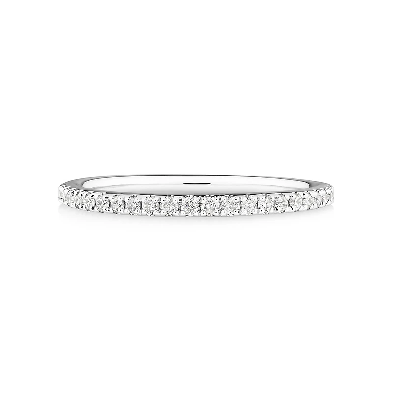 Wedding Band with / Carat TW of Diamonds in 14kt Gold