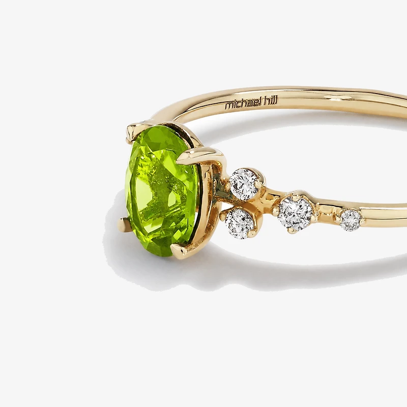Bague Péridot avec diamants 0,12 ct PT en or jaune 10