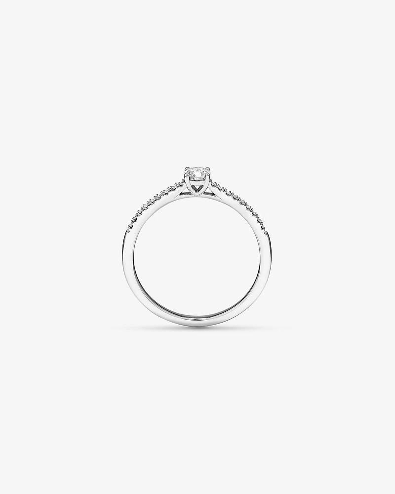 Bague de Fiançailles avec Accent Latéral en Diamant Rond Brillant 0,25 Carat TW en Or Blanc 14 kt