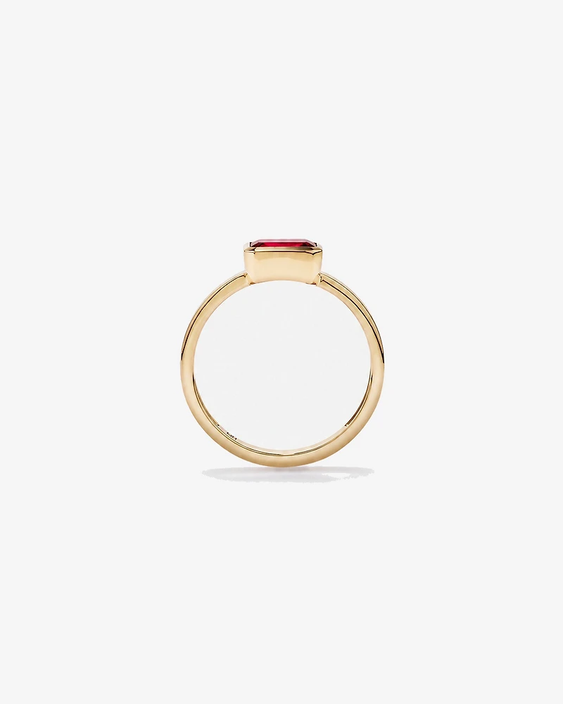 Bague Rubis créé sertie clos en or jaune 10 ct