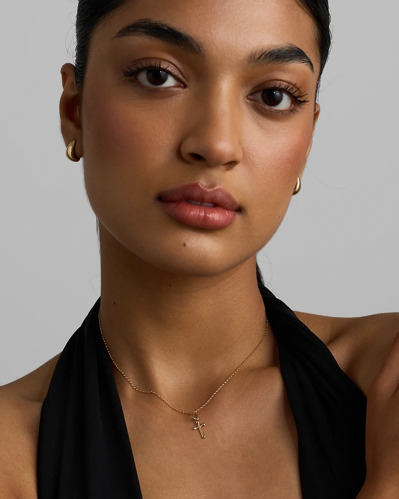 Pendentif croix en or jaune 10 carats