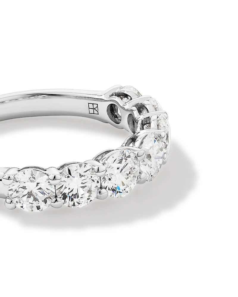 Bague De Mariage En Diamant De Laboratoire Rond Brillant De 2,00 Carats Poids Total En Or Blanc 14 Carats