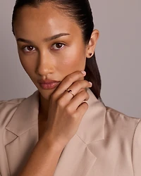 Bague avec saphir blanc et grenat ovale en or jaune 10 carats