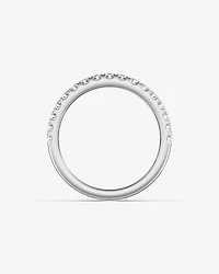 Alliance en or blanc 14 K avec diamants totalisant 0,50 ct