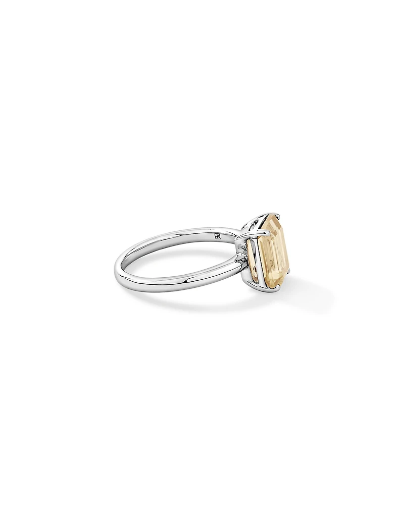 Bague solitaire en citrine douce champagne taille émeraude argent sterling