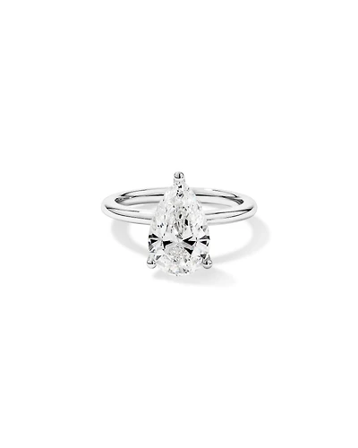 Bague de fiançailles solitaire en platine, sertie d'un diamant laboratoire taille poire 3,00 carats (poids total)