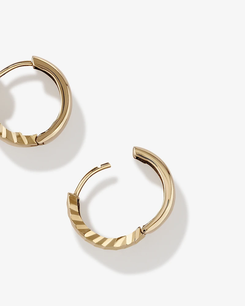 11mm Huggie Earrings 10kt Yellow Gold