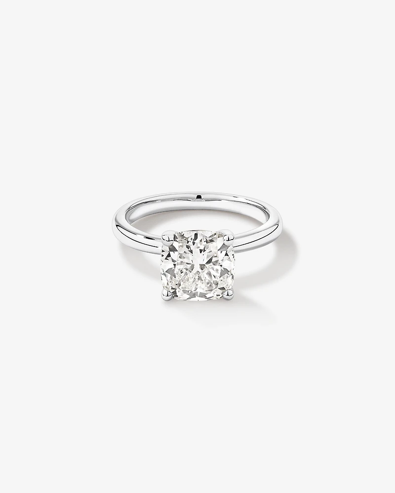 3,00 Carats Poids Total Bague De Fiançailles Solitaire En Diamant Coupe Coussin Cultivé En Laboratoire, En Platine