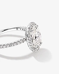 Bague de fiançailles en or blanc 14 carats avec halo de diamants taille ovale de 2,92 carats