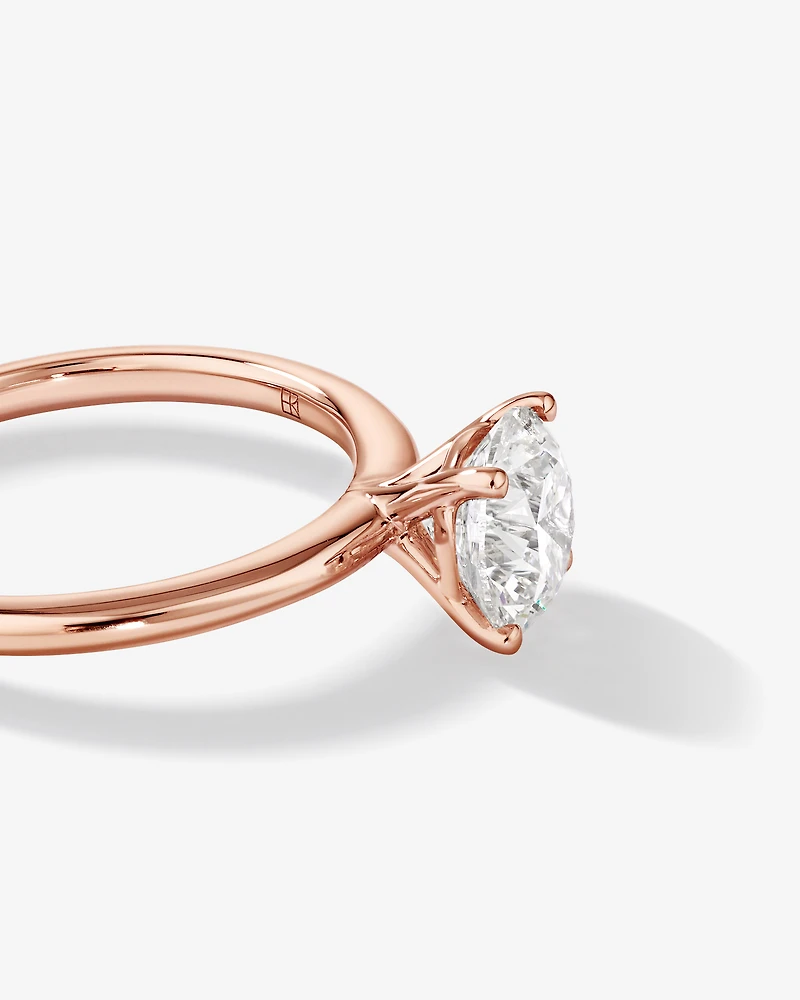 Bague de fiançailles solitaire ronde en diamant brillant de laboratoire TW de 1,50 carat en or rose 14 carats