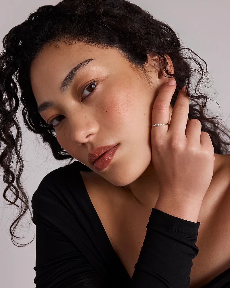 0.20 Carat TW Round Brilliant Graduated Diamond Ring in 10kt Yellow Gold