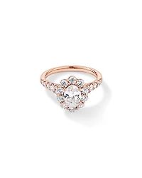 Bague en or rose 14 carats sertie d'un diamant ovale de synthèse 2,15 (poids total) avec halo