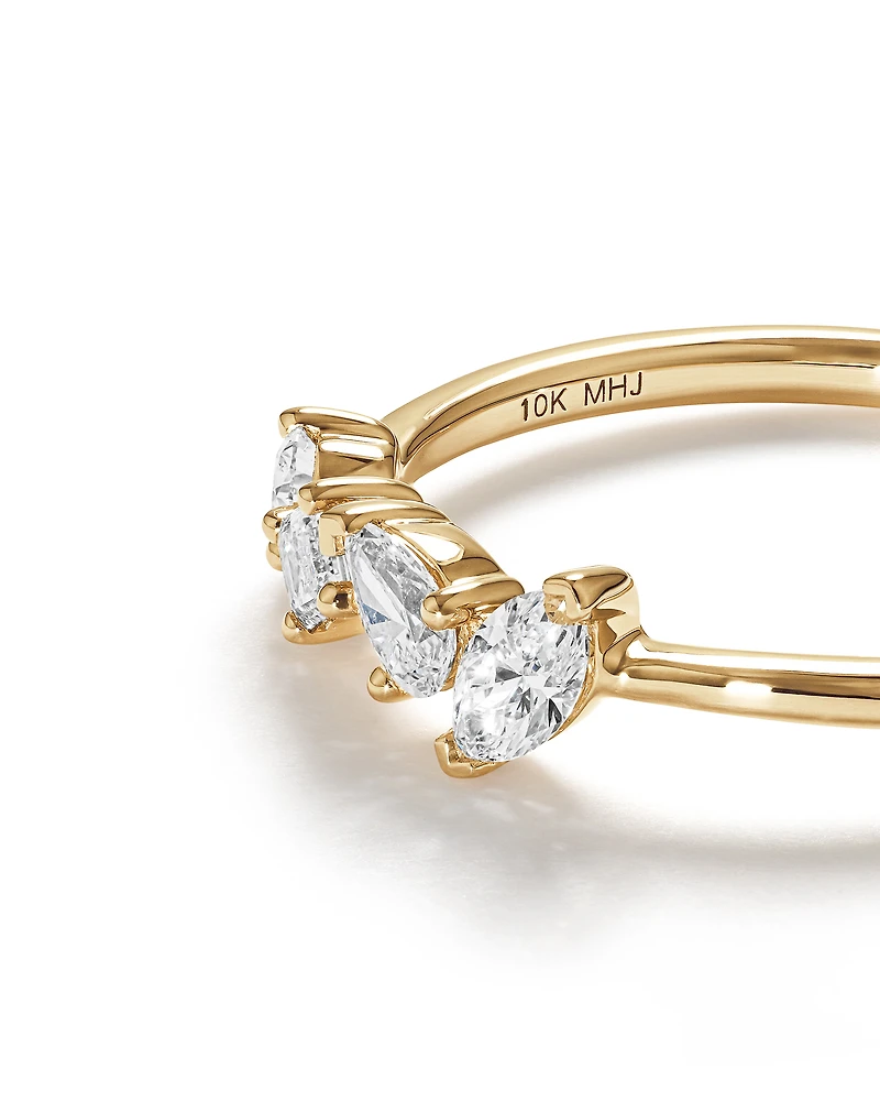 Bague à quatre pierres en diamant de laboratoire TW taille fantaisie de 0,40 carat en or jaune 10 carats