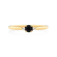3 Stone Ring with Sapphire & Diamonds in 10kt Yellow Gold