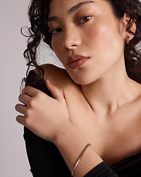 LAB. Tennis Bracelet with 2.95 Carat TW Emerald Cut Laboratory-Grown Diamonds in 10kt Yellow Gold