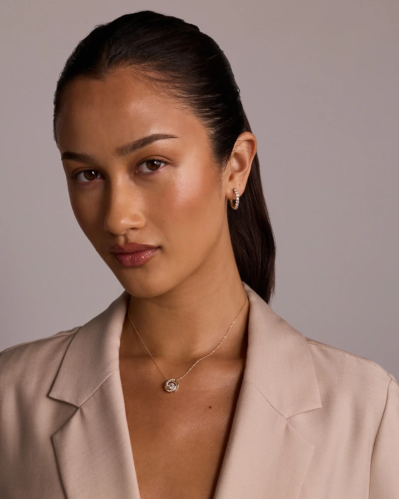 Lume Lab Swirl Pendant with 0.60 Carat TW of Laboratory-Grown Diamonds in 10kt Yellow Gold