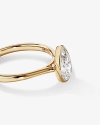 Bague de fiançailles en or jaune 14 carats