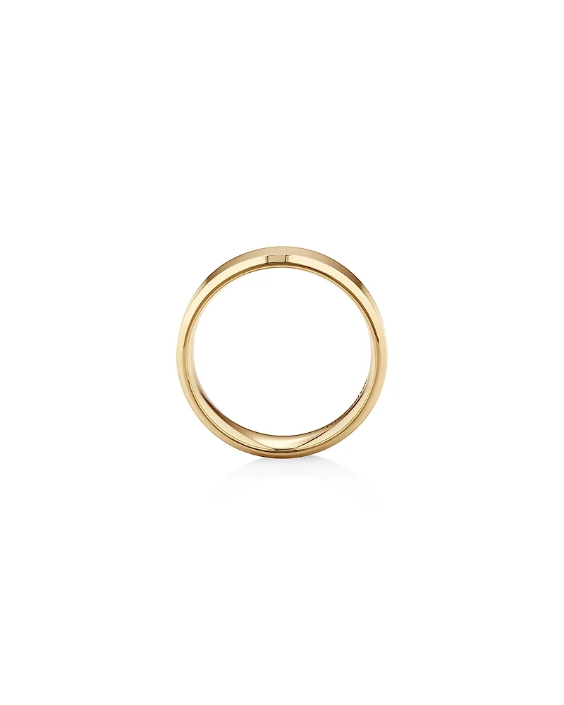 7mm Flat Bevelled Wedding Band in 10kt Yellow Gold