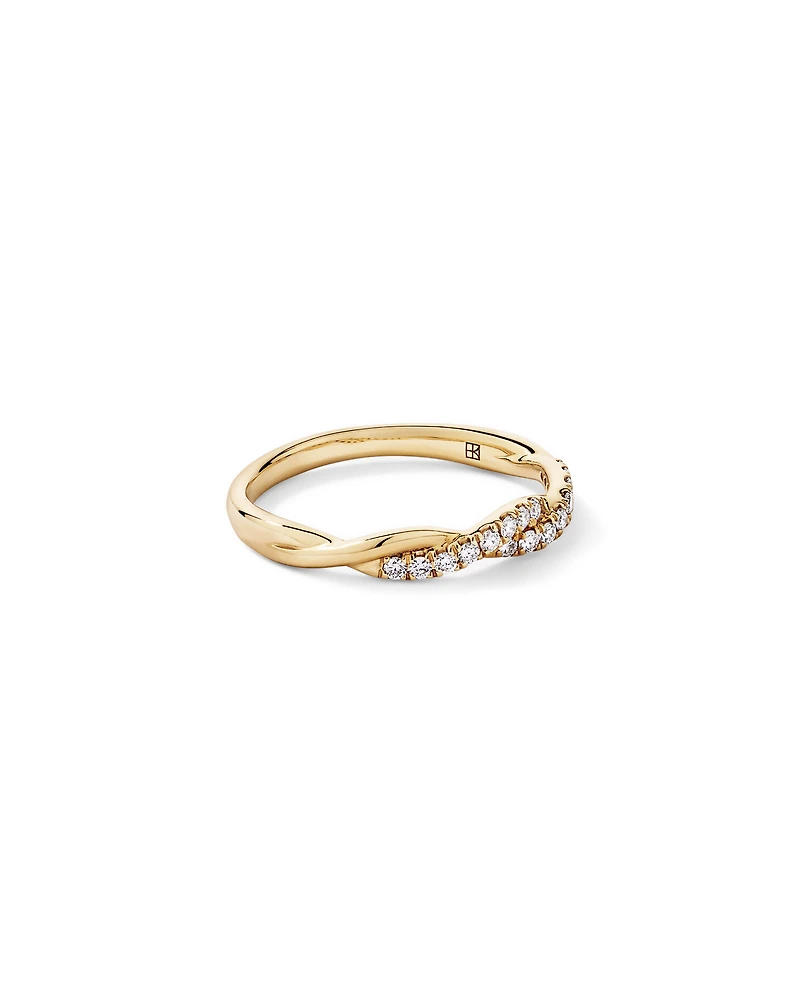 Alliance torsadée en or jaune 14 carats sertie d'un diamant rond brillant de synthèse 0,16 carat