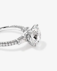Bague de fiançailles en diamant ronde Brilliant & Baguette cultivée laboratoire 4,59 carats TW or blanc 18